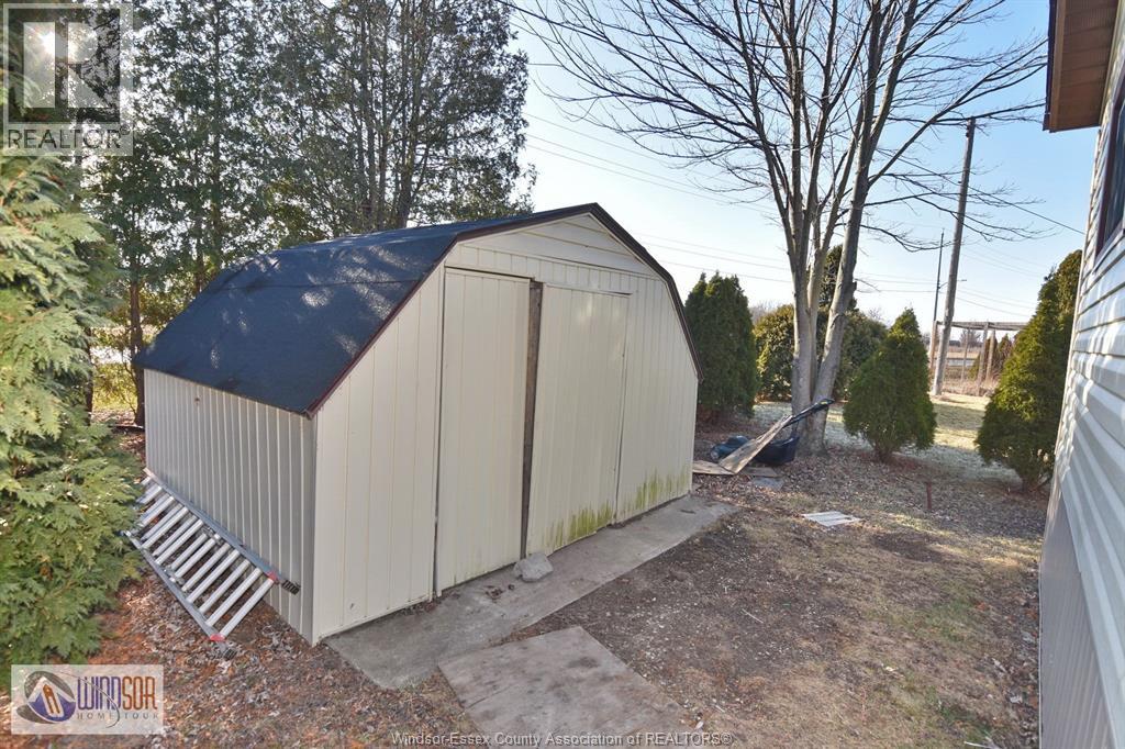 372 Regent Court, Essex, Ontario  N8M 2Z2 - Photo 8 - 26000955