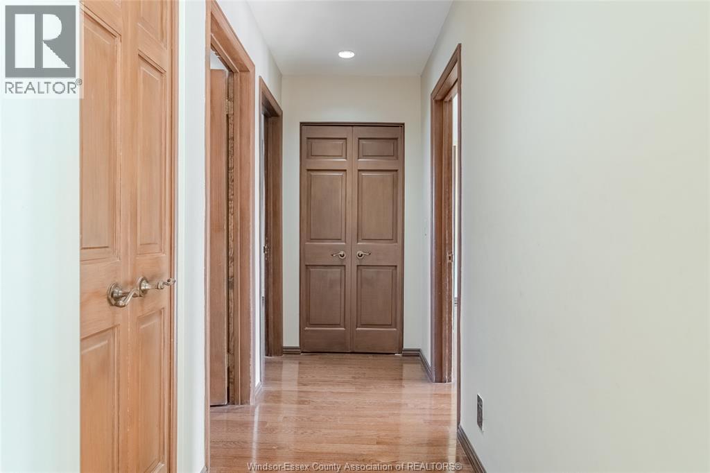 3785 Wilcox Avenue, Windsor, Ontario  N9E 3L1 - Photo 25 - 26000882
