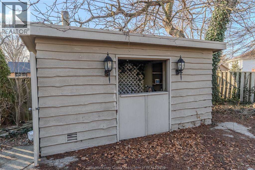 3785 Wilcox Avenue, Windsor, Ontario  N9E 3L1 - Photo 46 - 26000882