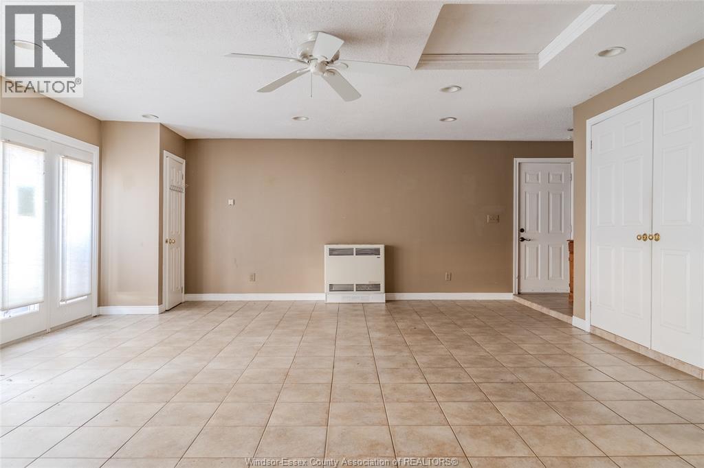 3785 Wilcox Avenue, Windsor, Ontario  N9E 3L1 - Photo 6 - 26000882