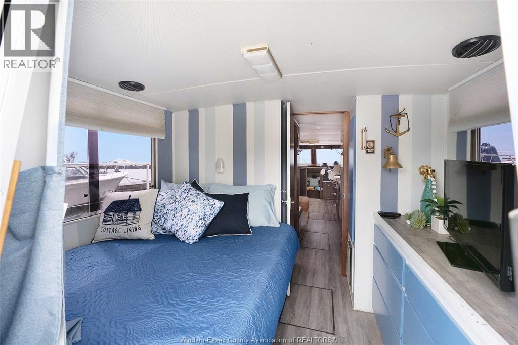 100 Jackson Street, Colchester, Ontario  N0R 1G0 - Photo 17 - 26000981