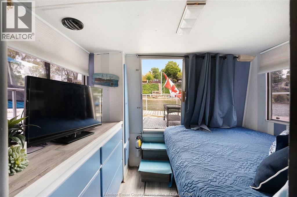 100 Jackson Street, Colchester, Ontario  N0R 1G0 - Photo 20 - 26000981