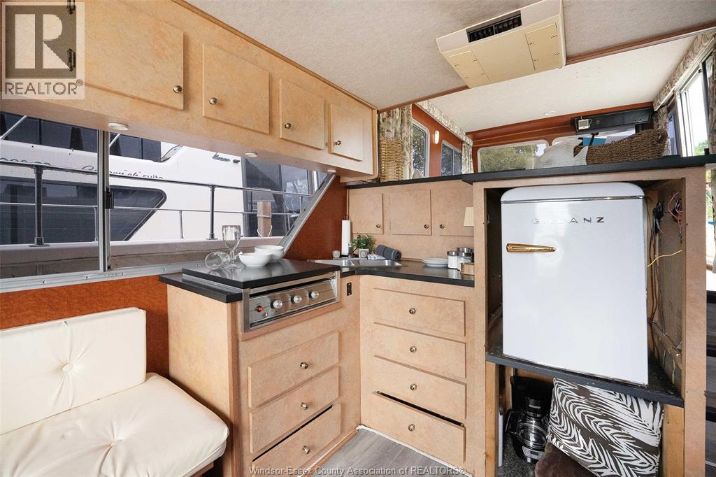 100 Jackson Street, Colchester, Ontario  N0R 1G0 - Photo 24 - 26000981