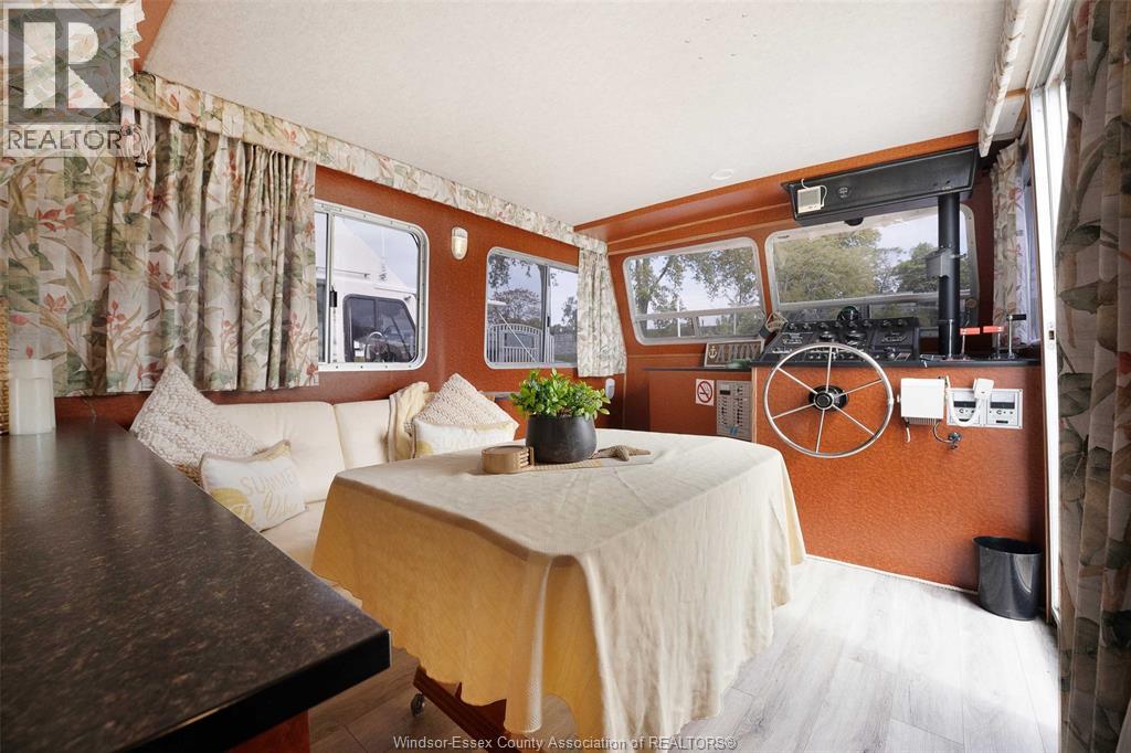 100 Jackson Street, Colchester, Ontario  N0R 1G0 - Photo 26 - 26000981