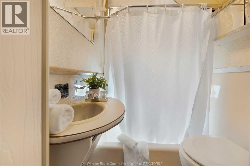 100 Jackson Street, Colchester, Ontario  N0R 1G0 - Photo 28 - 26000981