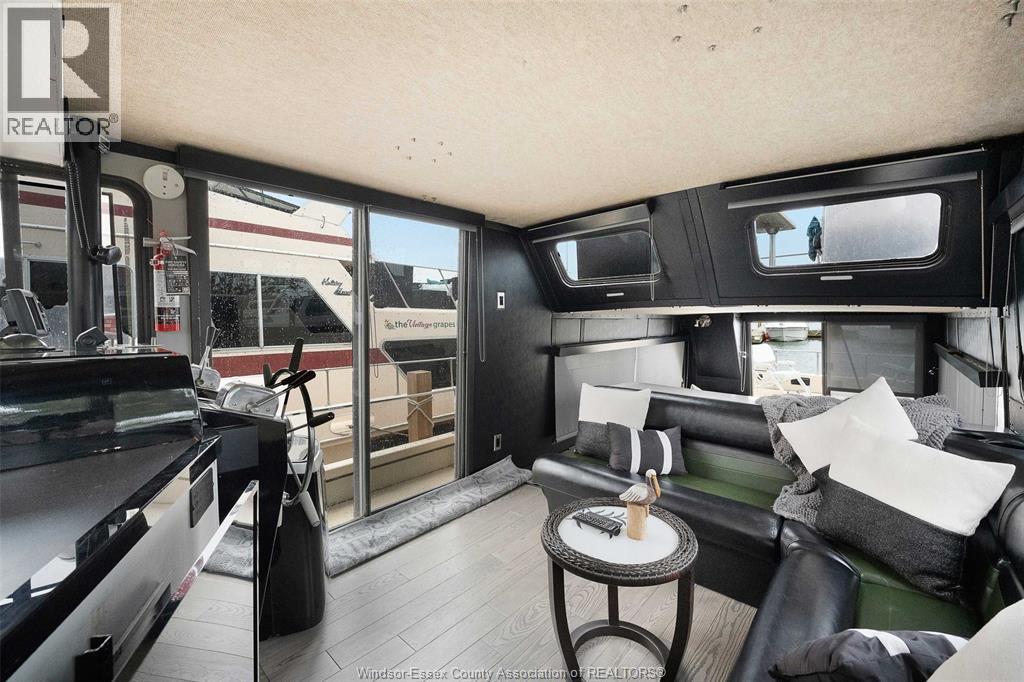 100 Jackson Street, Colchester, Ontario  N0R 1G0 - Photo 34 - 26000981