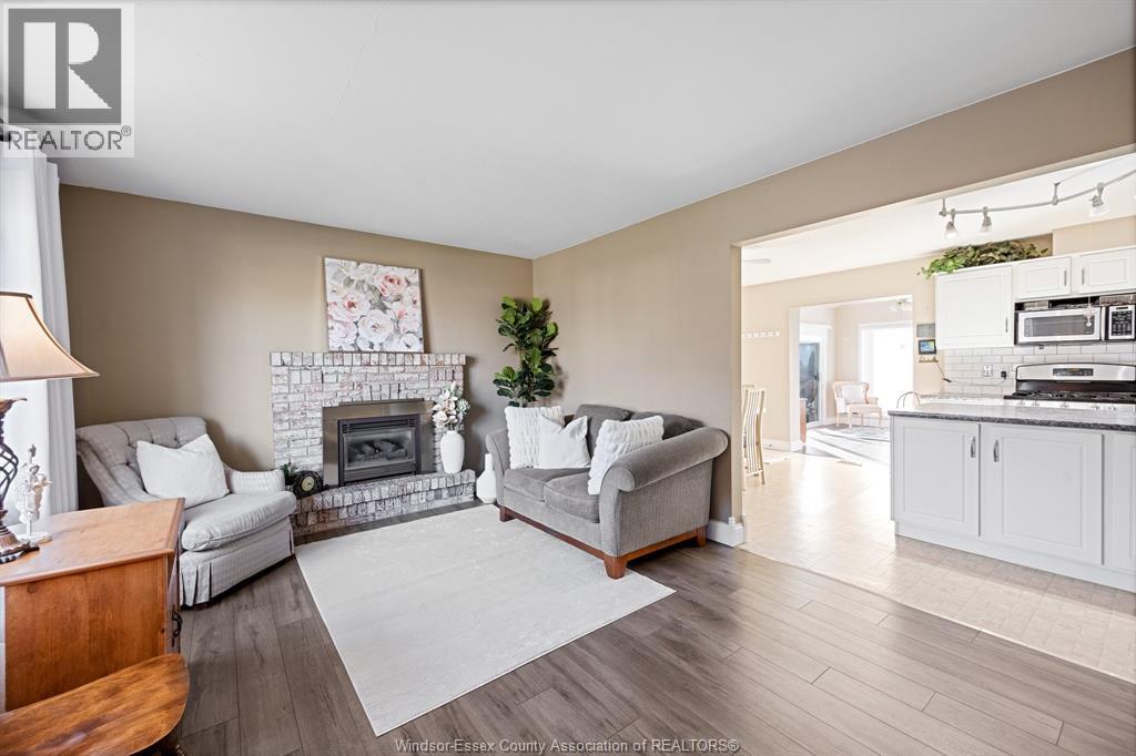 291 Elm, Stoney Point, Ontario  N0R 1N0 - Photo 5 - 26000949