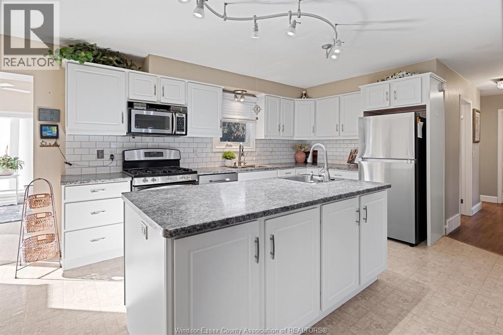 291 Elm, Stoney Point, Ontario  N0R 1N0 - Photo 6 - 26000949