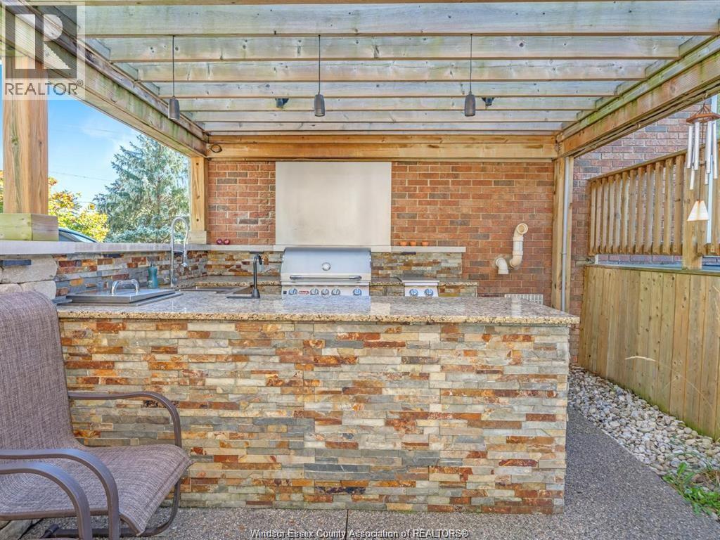 1046 County Rd 22, Lakeshore, Ontario  N8L 0E1 - Photo 21 - 26001001