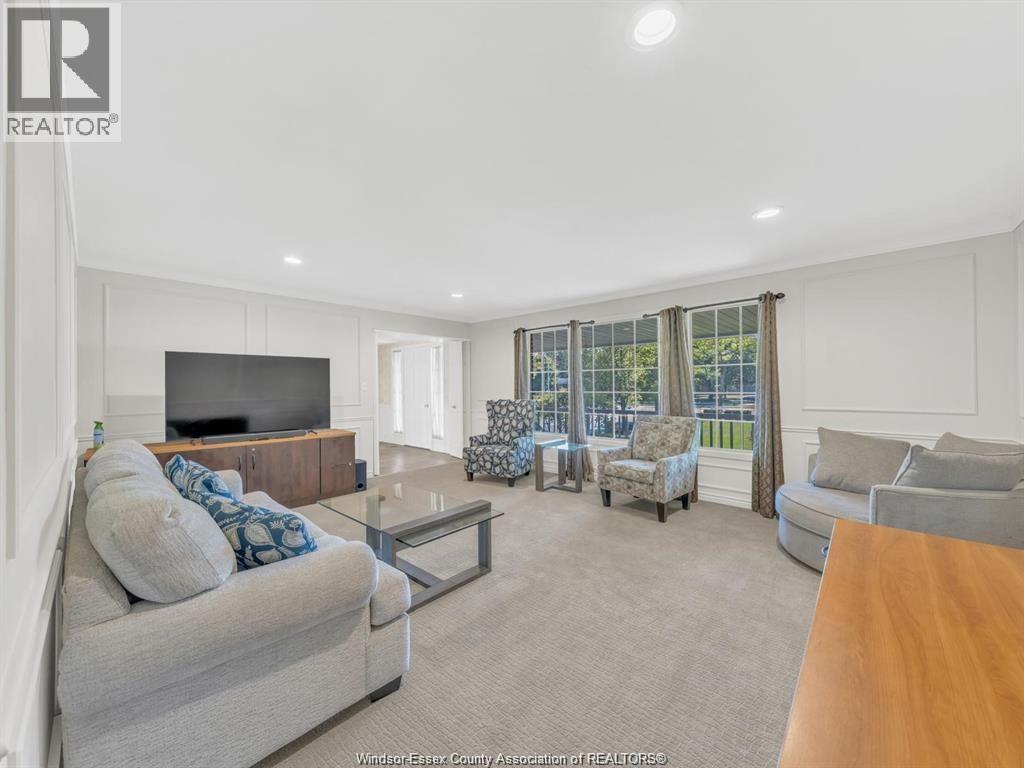 1046 County Rd 22, Lakeshore, Ontario  N8L 0E1 - Photo 4 - 26001001