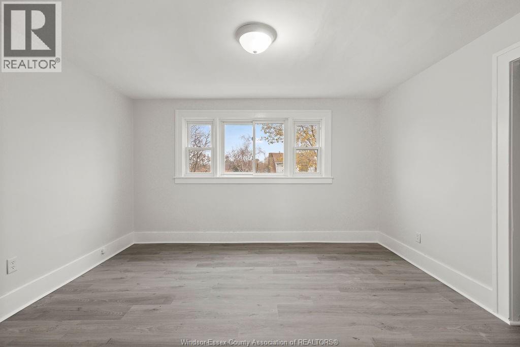 1060 Lawrence Road, Windsor, Ontario  N8Y 3Z8 - Photo 11 - 26000999
