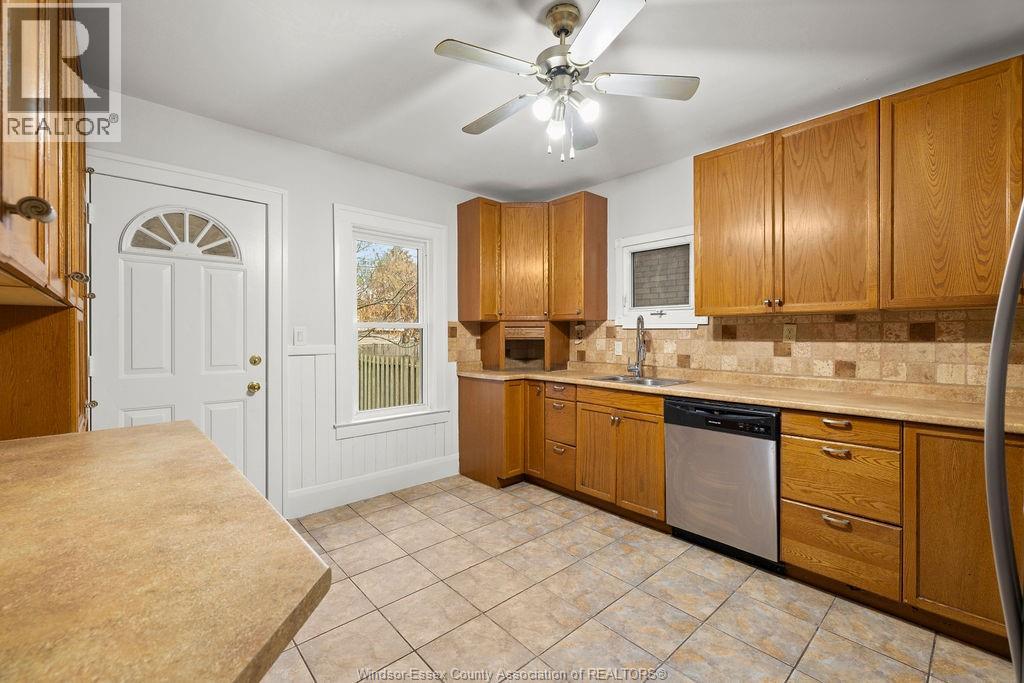 1060 Lawrence Road, Windsor, Ontario  N8Y 3Z8 - Photo 13 - 26000999