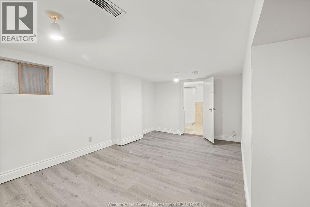 1060 Lawrence Road, Windsor, Ontario  N8Y 3Z8 - Photo 17 - 26000999