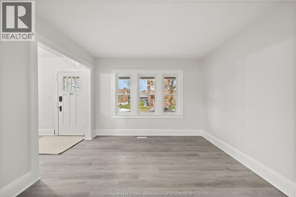 1060 Lawrence Road, Windsor, Ontario  N8Y 3Z8 - Photo 18 - 26000999