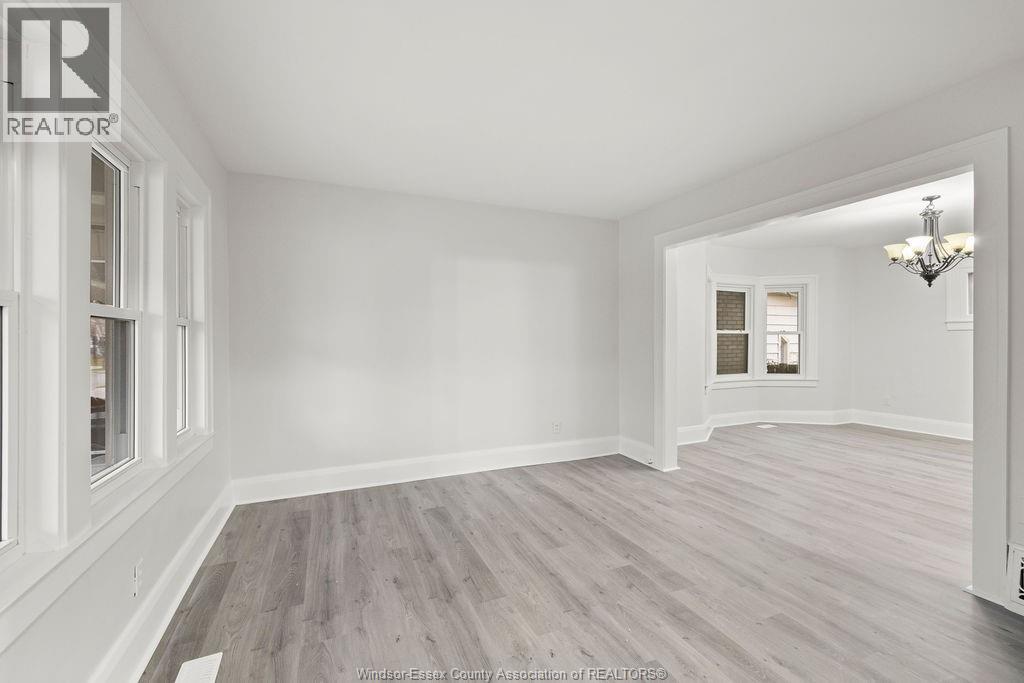 1060 Lawrence Road, Windsor, Ontario  N8Y 3Z8 - Photo 6 - 26000999