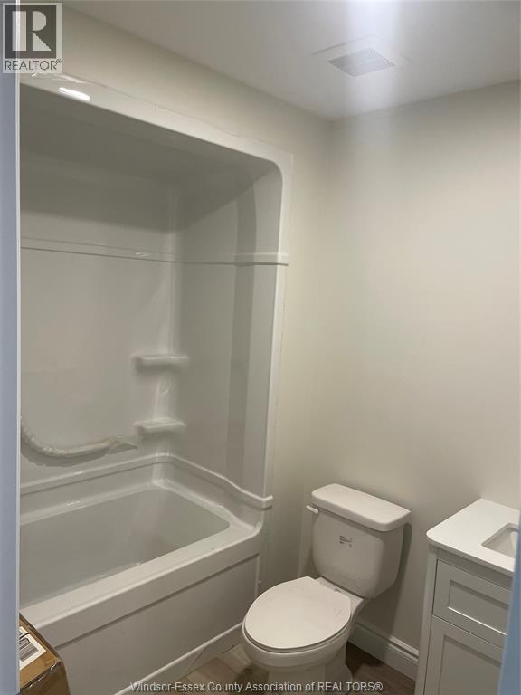 645 Janette Unit# B, Windsor, Ontario  N9A 4Z8 - Photo 11 - 26000975