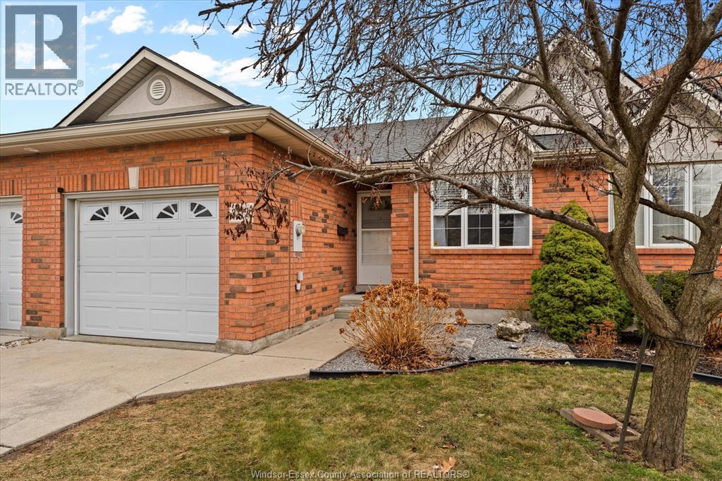 3772 Prairie Court, Windsor, Ontario  N9G 2X3 - Photo 2 - 26001047