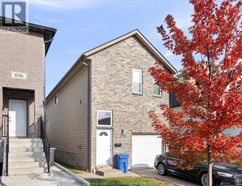 700 Bridge Avenue Unit# Per Room, Windsor, Ontario  N9B 2M6 - Photo 2 - 26001131