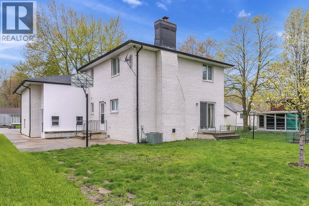3818 Woodward, Windsor, Ontario  N8W 2Z3 - Photo 35 - 26000380