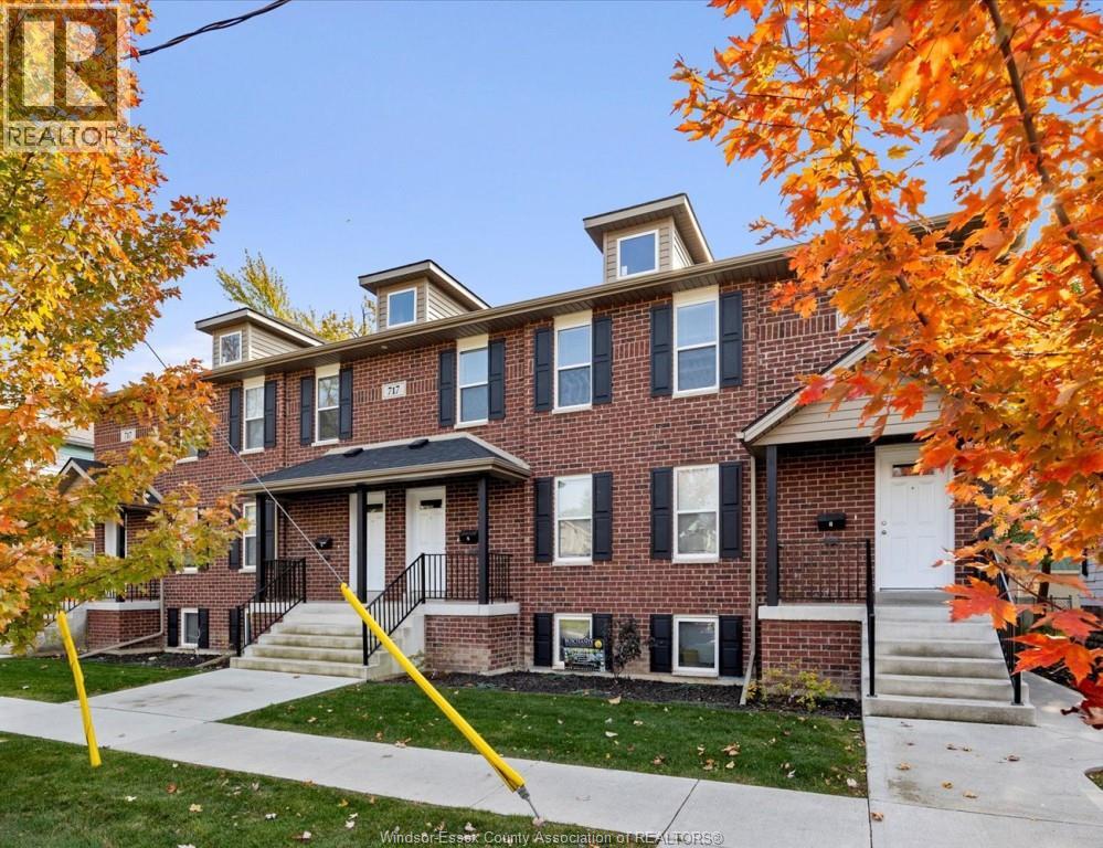 717 St. Antoine Unit# Per Room, Windsor, Ontario  N9C 3H5 - Photo 2 - 26001193