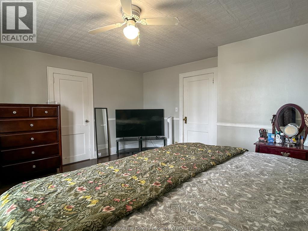 909 Pelissier, Windsor, Ontario  N9A 4L6 - Photo 15 - 26001129