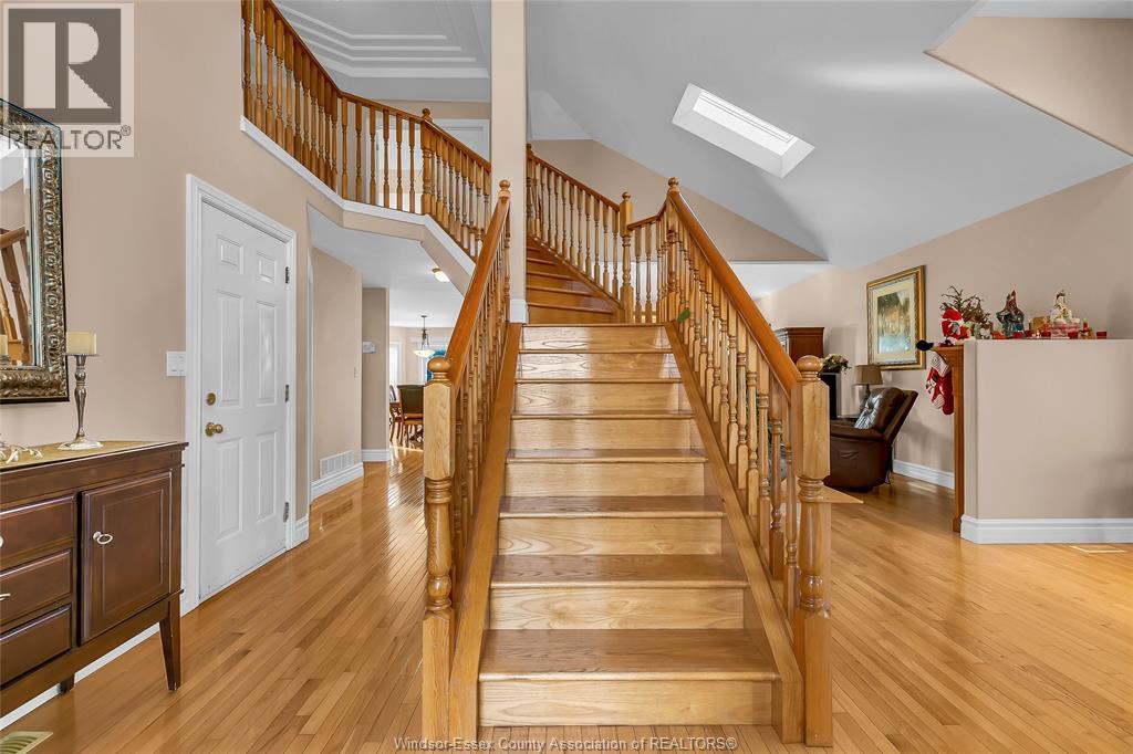 443 Hamner Circle, Windsor, Ontario  N9E 4P8 - Photo 4 - 26001206
