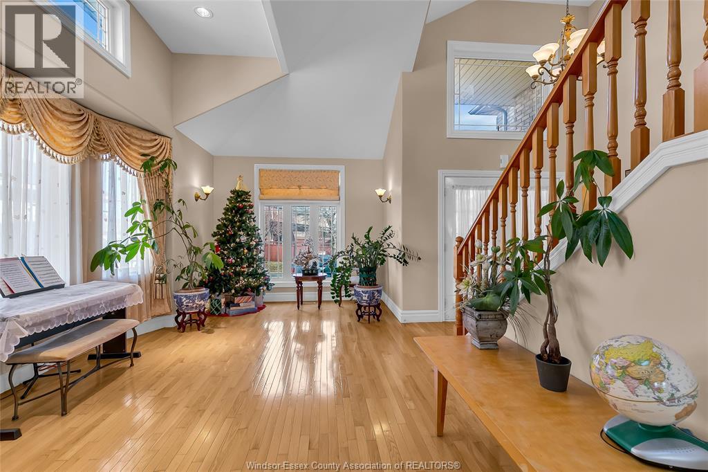 443 Hamner Circle, Windsor, Ontario  N9E 4P8 - Photo 6 - 26001206