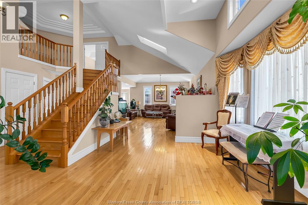443 Hamner Circle, Windsor, Ontario  N9E 4P8 - Photo 7 - 26001206