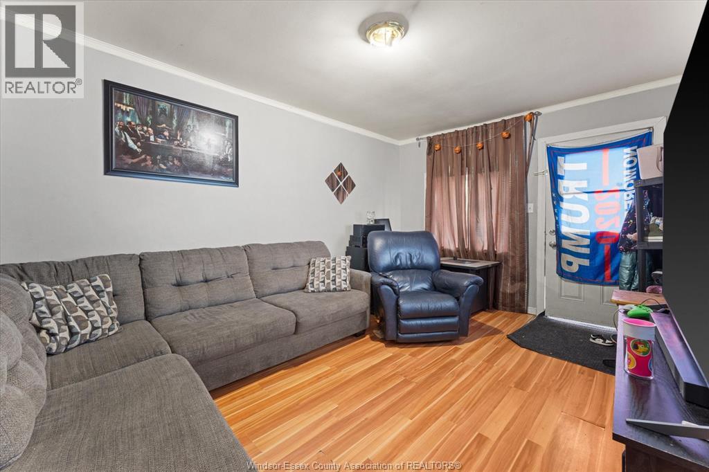 471 Tuscarora Street, Windsor, Ontario  N9A 3M1 - Photo 5 - 26001214