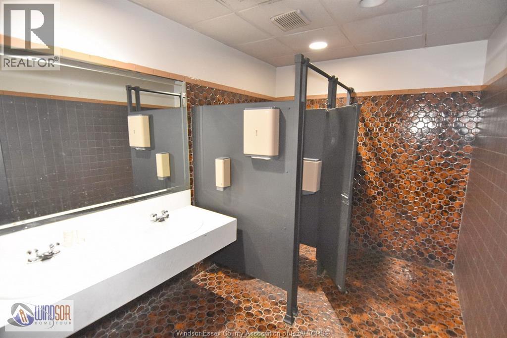 911 Walker Road Unit# Main Floor, Windsor, Ontario  N8Y 2N6 - Photo 33 - 26001510