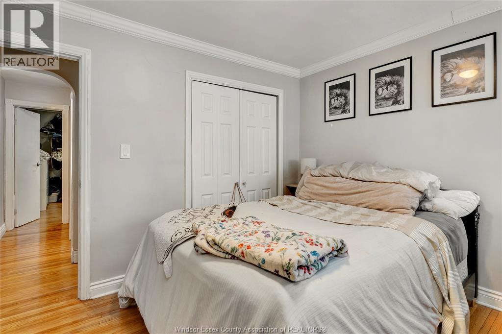 805 Roselawn, Windsor, Ontario  N9E 2B3 - Photo 13 - 26001521