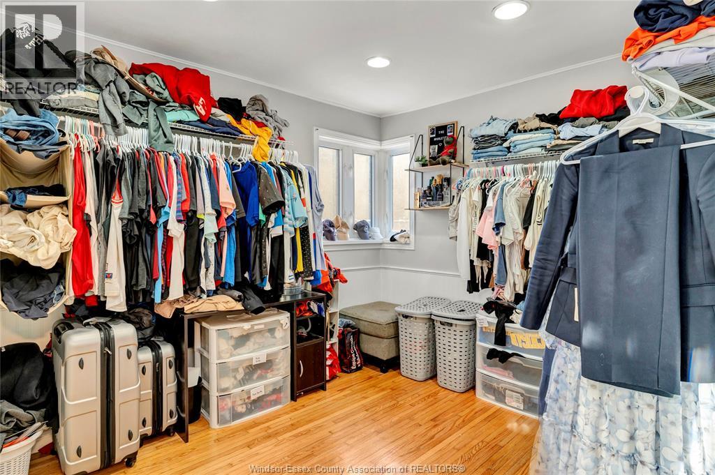 805 Roselawn, Windsor, Ontario  N9E 2B3 - Photo 16 - 26001521