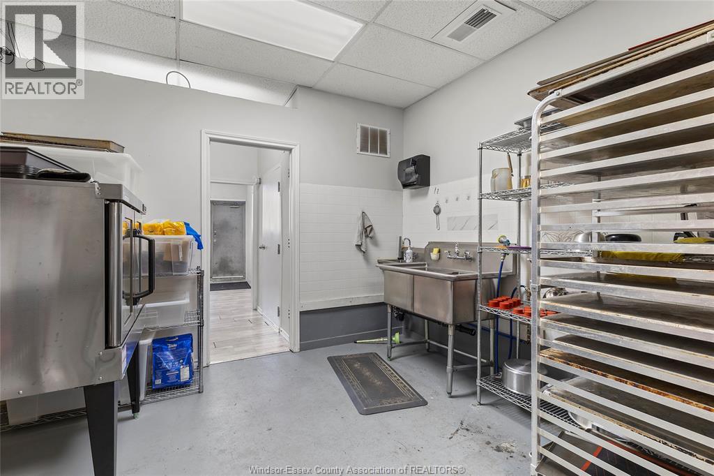 1169-1181 Tecumseh Road East, Windsor, Ontario  N8W 1V5 - Photo 35 - 26001691