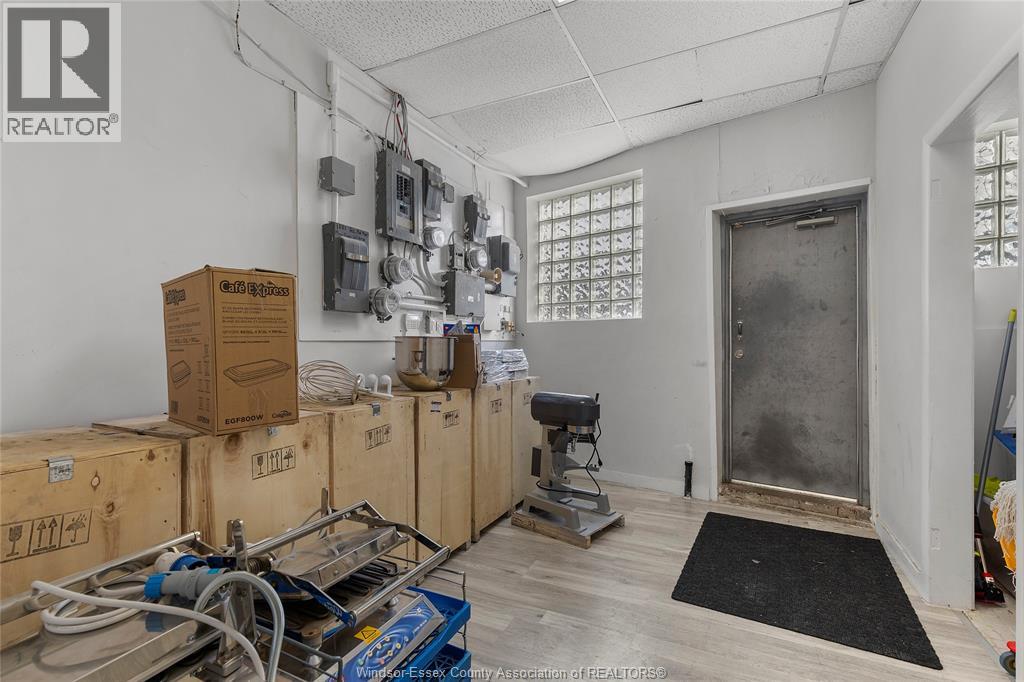 1169-1181 Tecumseh Road East, Windsor, Ontario  N8W 1V5 - Photo 39 - 26001691