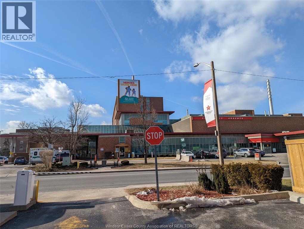 1074 Goyeau Unit# 1, Windsor, Ontario  N9A 1J1 - Photo 12 - 26001690