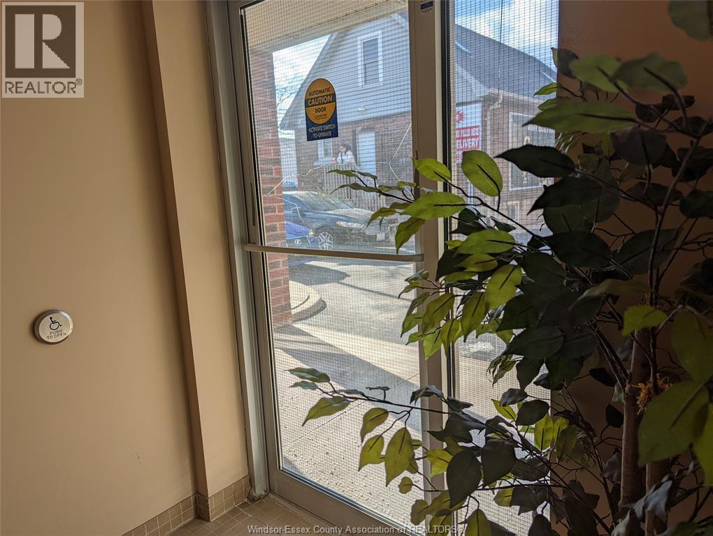 1074 Goyeau Unit# 1, Windsor, Ontario  N9A 1J1 - Photo 6 - 26001690
