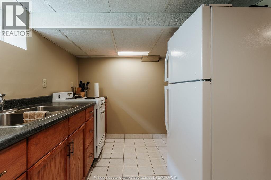 3987 Casgrain, Windsor, Ontario  N9E 2R9 - Photo 16 - 26001700