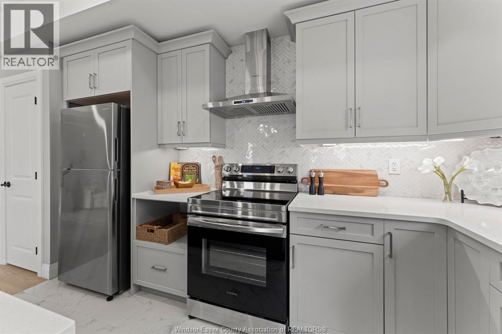 4403 Belmont Avenue, Comber, Ontario  N0P 1J0 - Photo 13 - 26001458