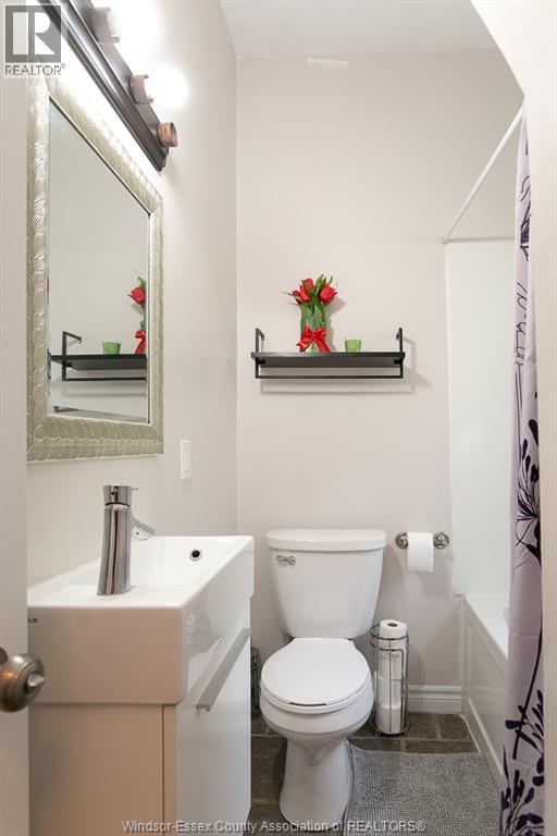 402 Aylmer Avenue, Windsor, Ontario  N9A 1T6 - Photo 10 - 26001720