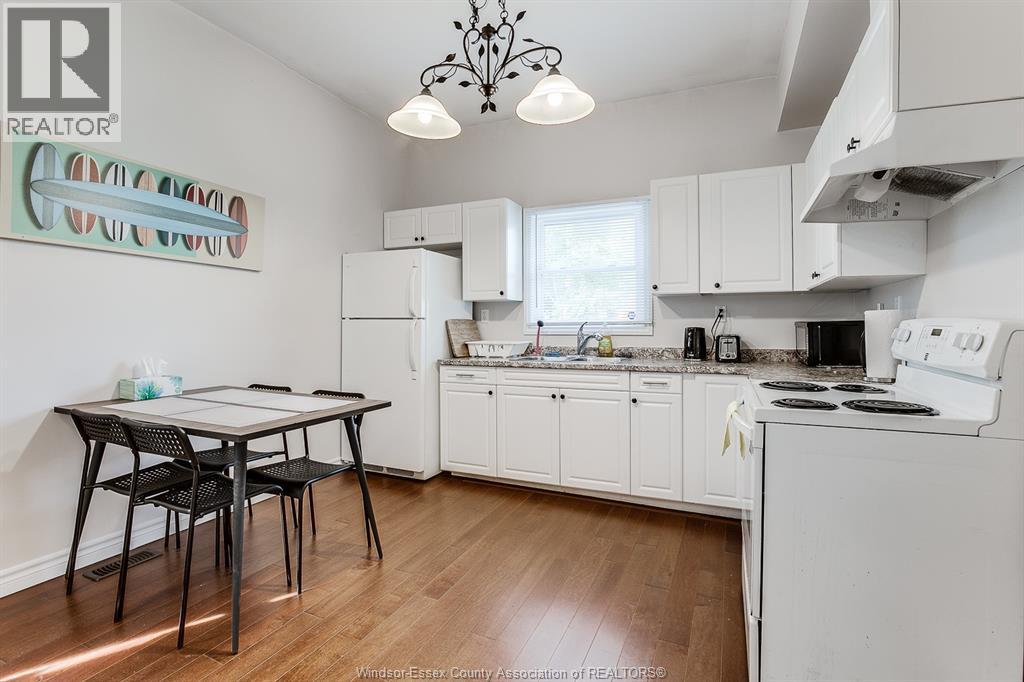 402 Aylmer Avenue, Windsor, Ontario  N9A 1T6 - Photo 7 - 26001720