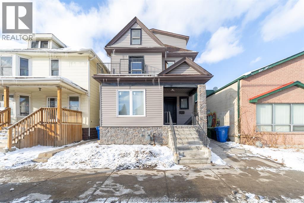 446 WYANDOTTE STREET West, Windsor, Ontario