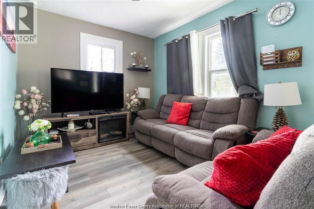 2546 Lloyd George Boulevard, Windsor, Ontario  N8T 2T4 - Photo 3 - 26001741