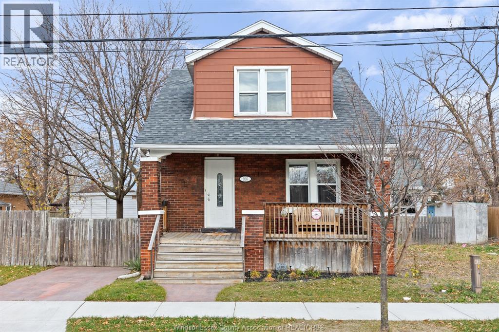936 ARTHUR, Windsor, Ontario