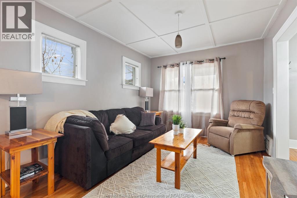 936 Arthur, Windsor, Ontario  N8Y 3Y3 - Photo 5 - 26001738