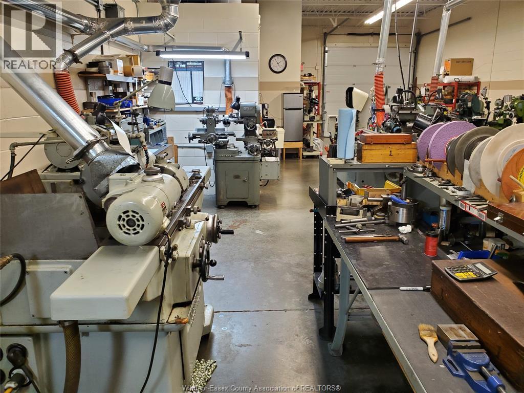 4080 North Service Road Unit# 19, Windsor, Ontario  N8W 5X2 - Photo 3 - 26001755