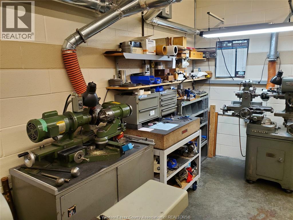 4080 North Service Road Unit# 19, Windsor, Ontario  N8W 5X2 - Photo 4 - 26001755