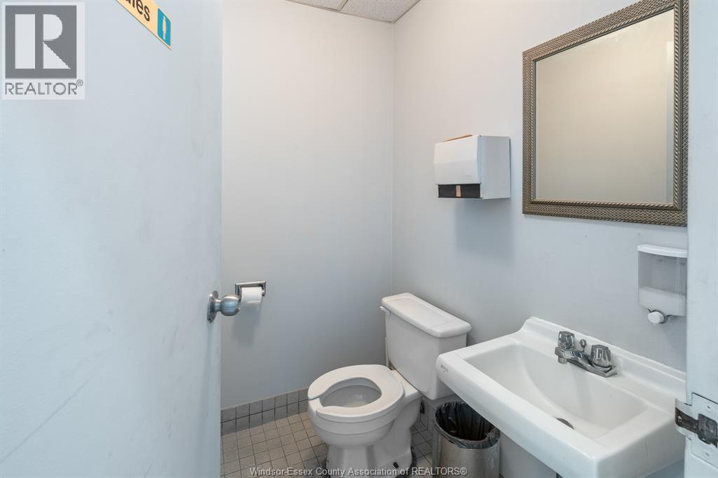 11897 Tecumseh Road East, Tecumseh, Ontario  N8N 1L8 - Photo 35 - 26001653