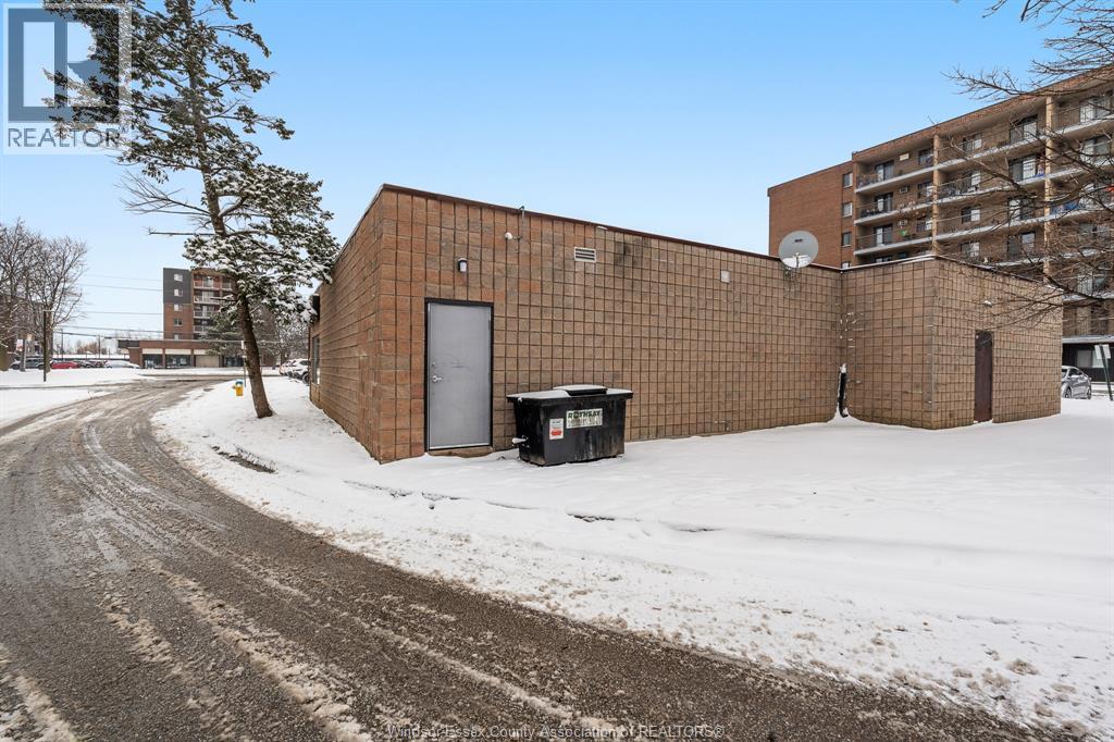 11897 Tecumseh Road East, Tecumseh, Ontario  N8N 1L8 - Photo 5 - 26001653