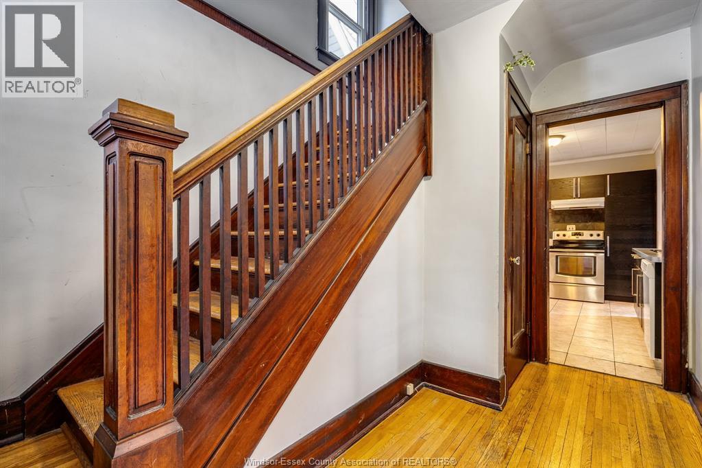 366 Rankin, Windsor, Ontario  N9B 2R7 - Photo 13 - 26001762