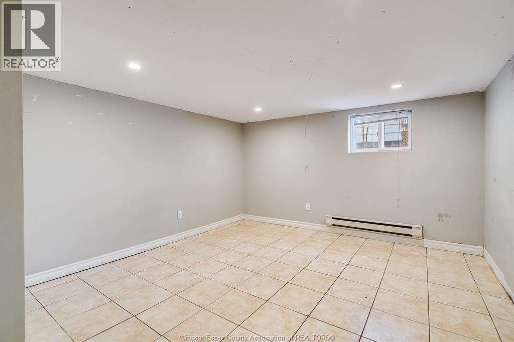 366 Rankin, Windsor, Ontario  N9B 2R7 - Photo 23 - 26001762